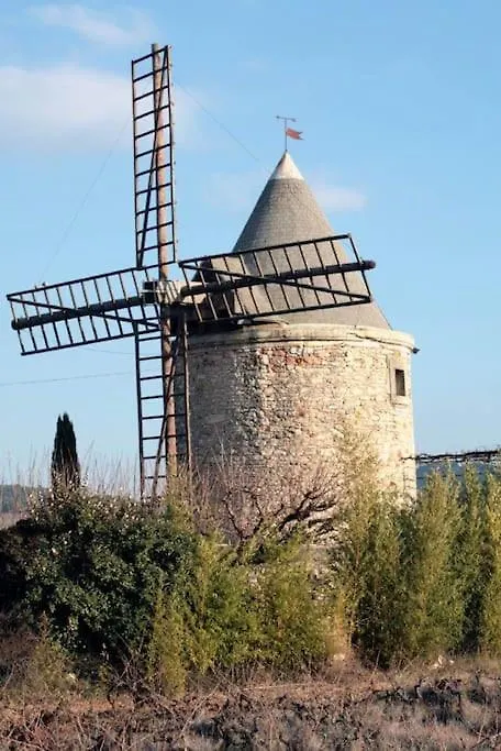 Gite Aux Bons Voisins Gordes Hébergement de vacances